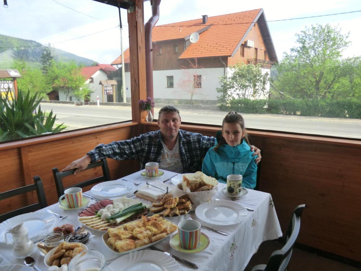 Hotel Ethno House Izvor Vrelo Koreničko Exterior foto